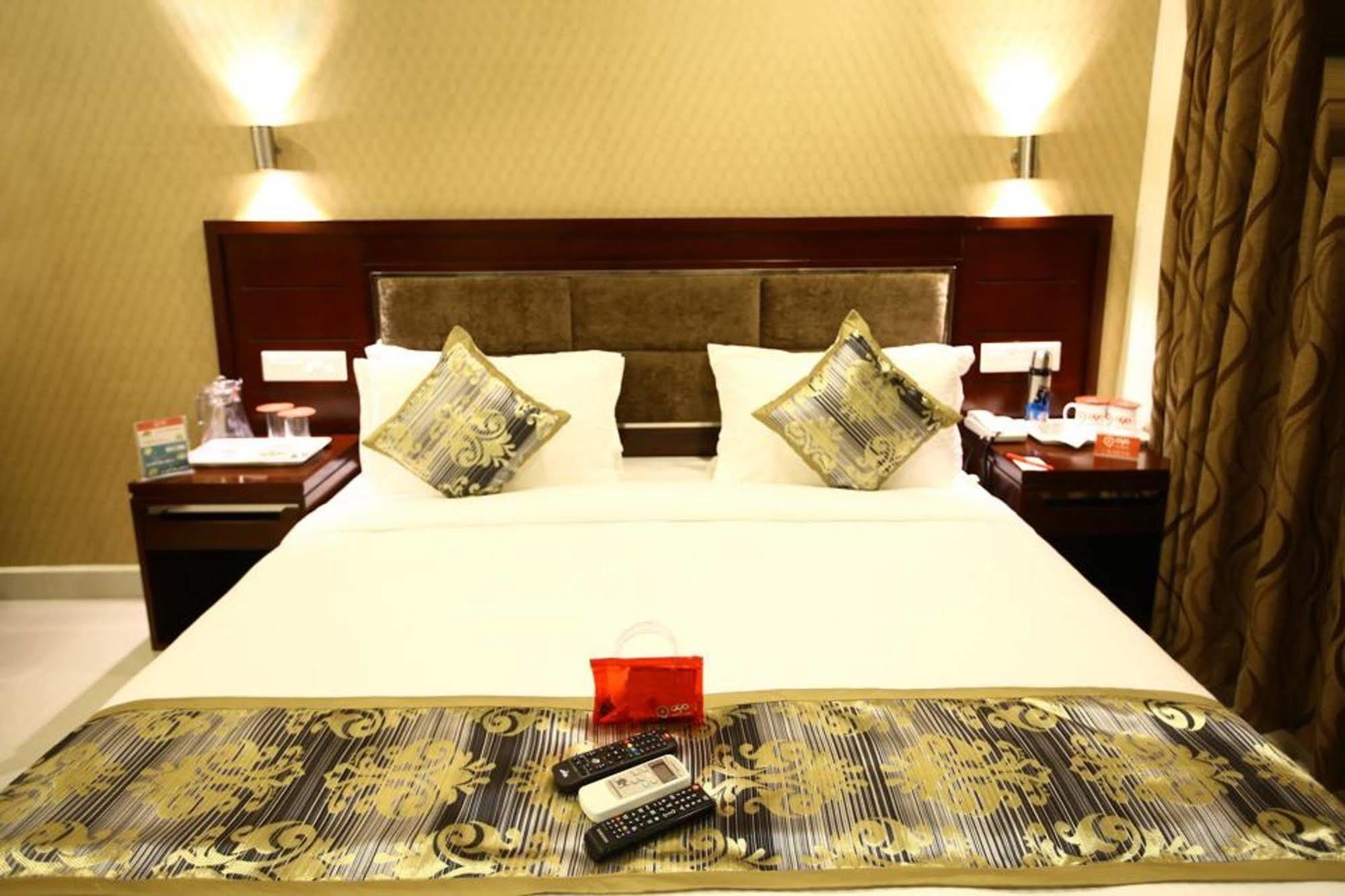 Fabhotel Alreef Residency Chennai Exterior photo